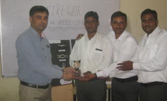 Award to Students 